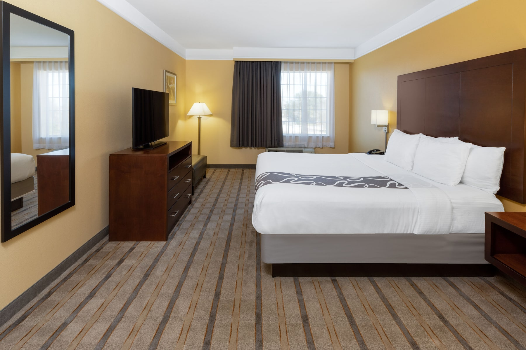 1 King Bed Accessible Room